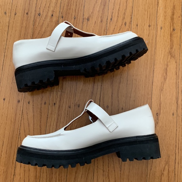 NWOT Reformation Abalonia Chunky Maryjane in White, size 6 - Picture 8 of 11